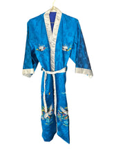 Load image into Gallery viewer, I’m Craney Today Kimono | Size Large/ XL