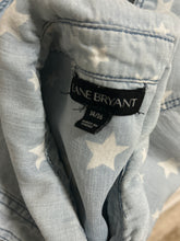 Load image into Gallery viewer, Hollywood Bob Ross starred Chambray | by Lane Bryant| Size 14/16