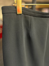 Load image into Gallery viewer, Nun Ya business Sister 2 piece Skirt suit | by Kasper| Size 16P