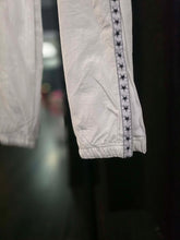 Load image into Gallery viewer, Dallas Cowboy Cheerleader Off duty windbreaker pants | Brand not indicated| Size Medium