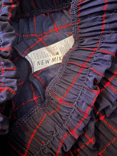 Load image into Gallery viewer, Corporate Steffani pants | by New Mix | Size Medium
