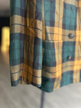 Load image into Gallery viewer, Fall Stefani’s | by Le Suit | Size 8 Vintage
