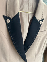 Load image into Gallery viewer, Nightmare Before Christmas job interview Blazer | Size XS
