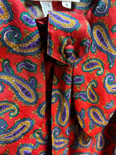 Load image into Gallery viewer, Amoebas under the Microscope Paisley Top| by Laura &amp; Jayne Collection| Size 14
