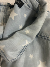 Load image into Gallery viewer, Hollywood Bob Ross starred Chambray | by Lane Bryant| Size 14/16
