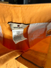 Load image into Gallery viewer, Zero calorie Mango Sherbert Capris| by Woolrich| Size 12
