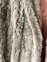 Load image into Gallery viewer, Limu Emu without Doug Faux Fur Coat | Size Medium
