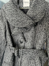 Load image into Gallery viewer, Salt N Peppa’s Here| by Espirt-| Size Medium
