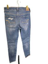 Load image into Gallery viewer, Frosted Shredded Wheat Jeans | by American Eagle| Size 10 NWT
