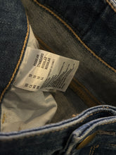 Load image into Gallery viewer, Frosted Shredded Wheat Jeans | by American Eagle| Size 10 NWT
