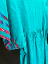 Load image into Gallery viewer, Peru Boo Dress| by Adonna| Size Medium Vintage
